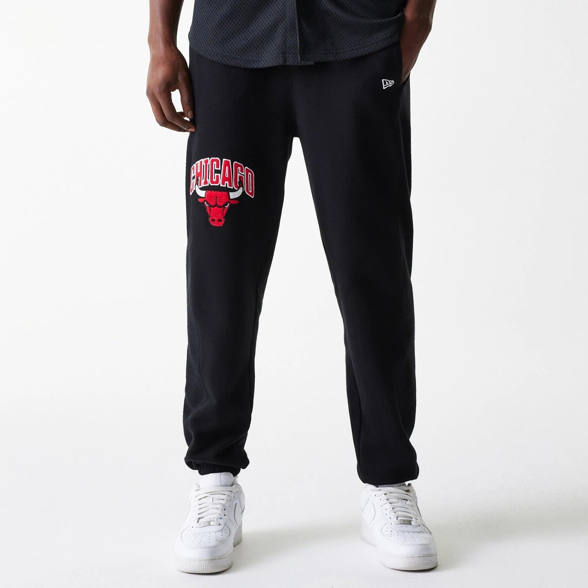 Chicago Bulls NBA Arch Graphic Black Joggers-Benirox