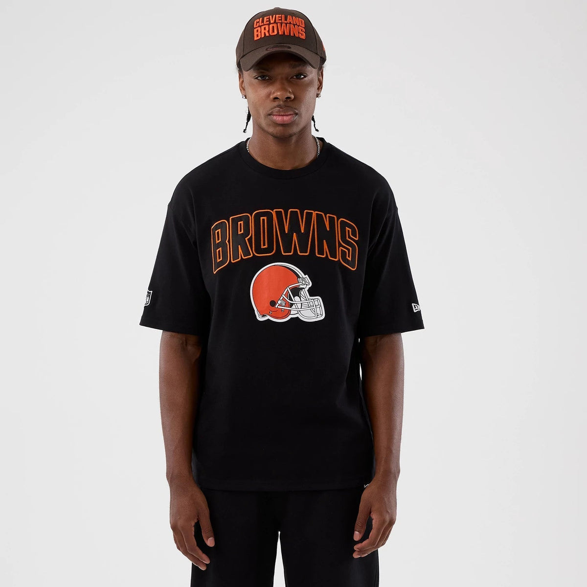 Cleveland Browns NFL International Series Games Black Oversized T-Shirt-Benirox
