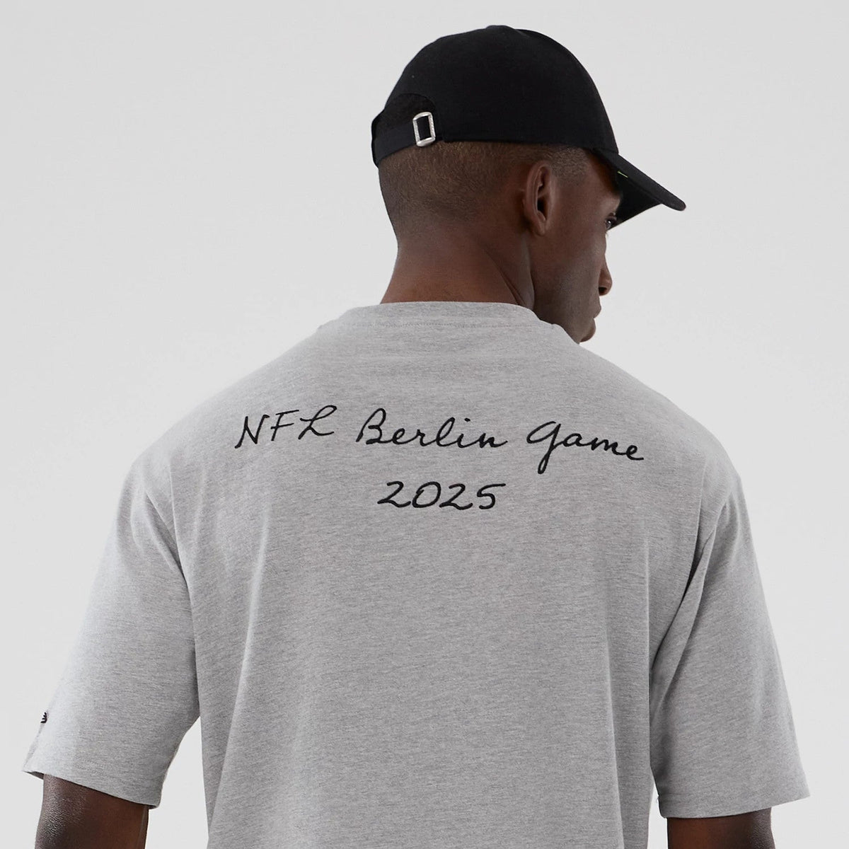 Atlanta Falcons NFL International Series Games 2025 Grey Premium T-Shirt-Benirox