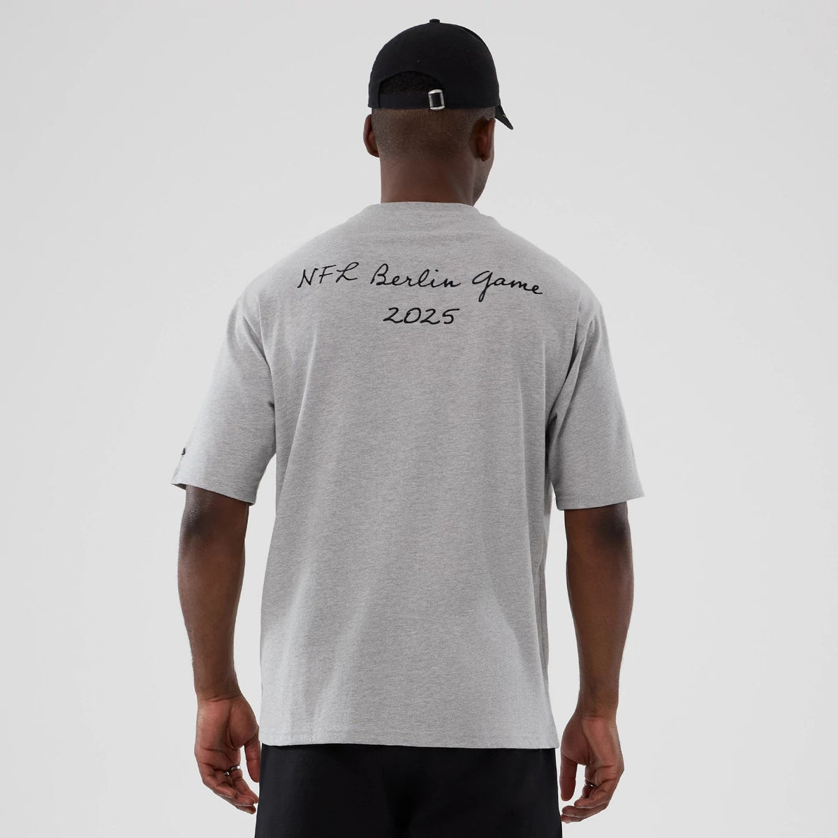 Atlanta Falcons NFL International Series Games 2025 Grey Premium T-Shirt-Benirox