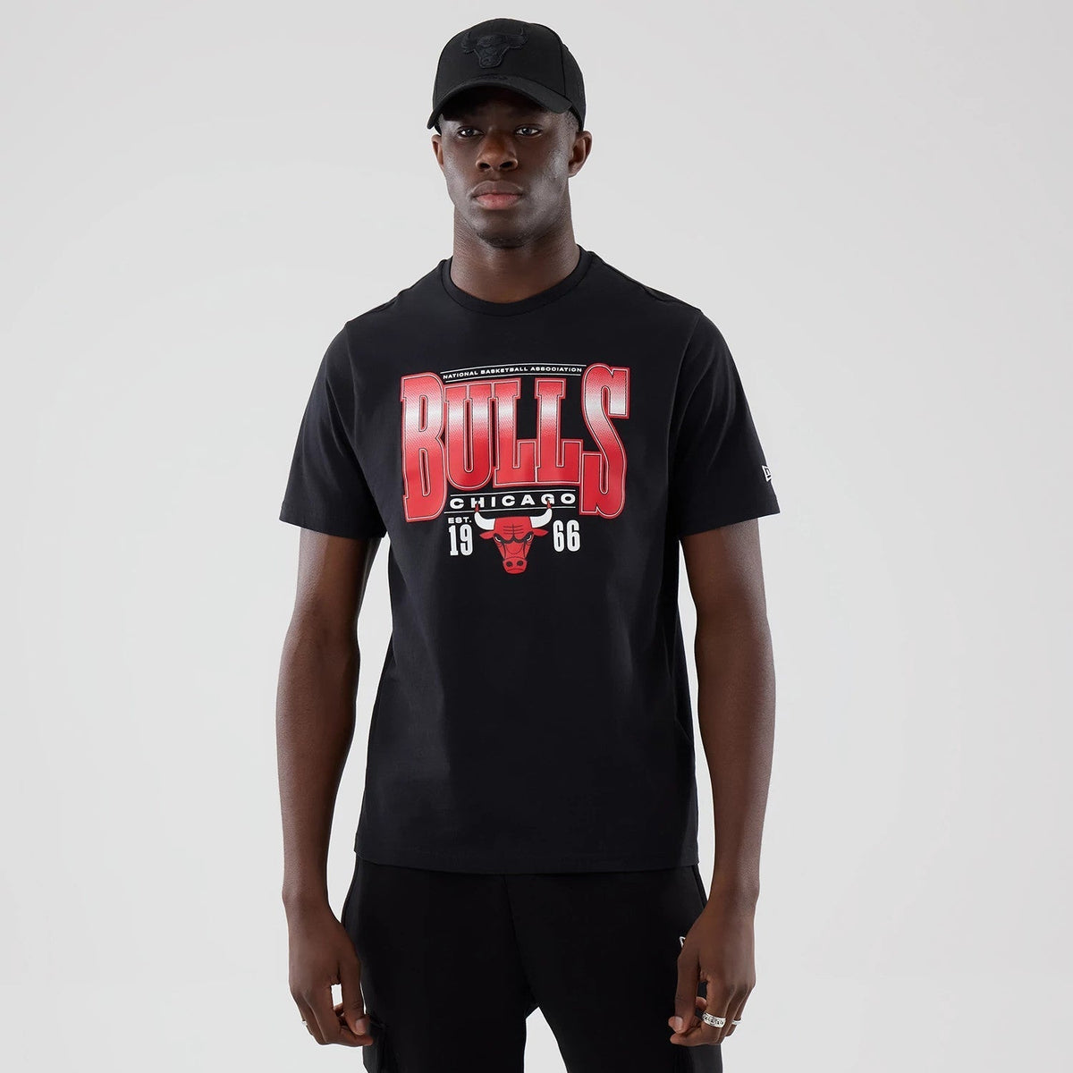 Chicago Bulls NBA Arch Graphic Black T-Shirt-Benirox