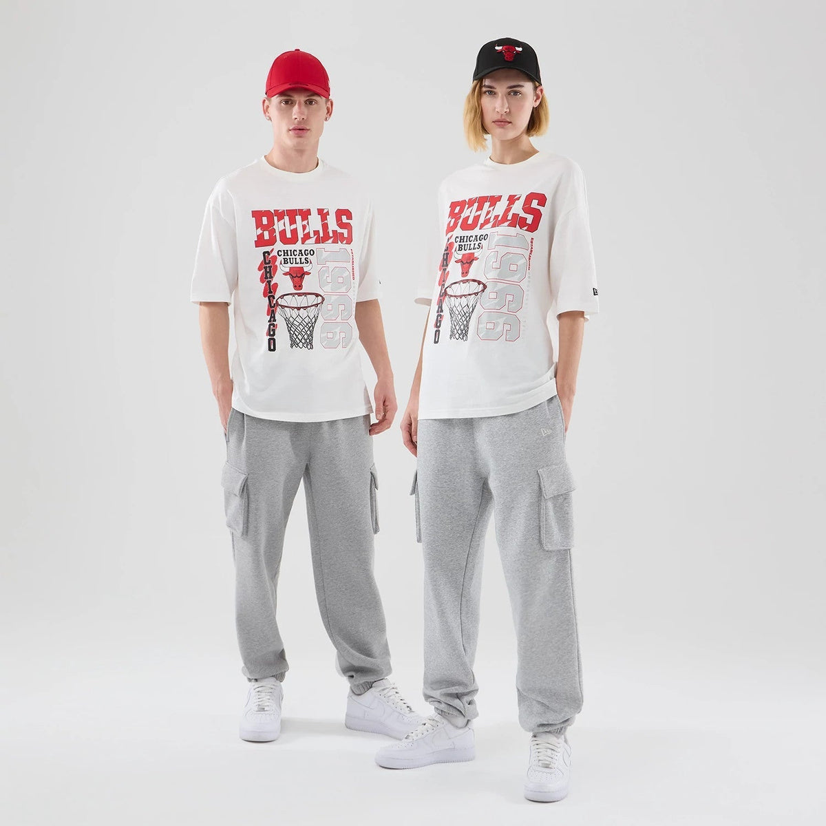 Chicago Bulls NBA Script Graphic White Oversized T-Shirt-Benirox