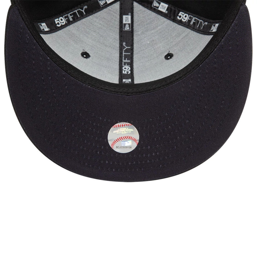 Atlanta Braves MLB Heart Icon Black 59FIFTY Fitted Cap-Benirox